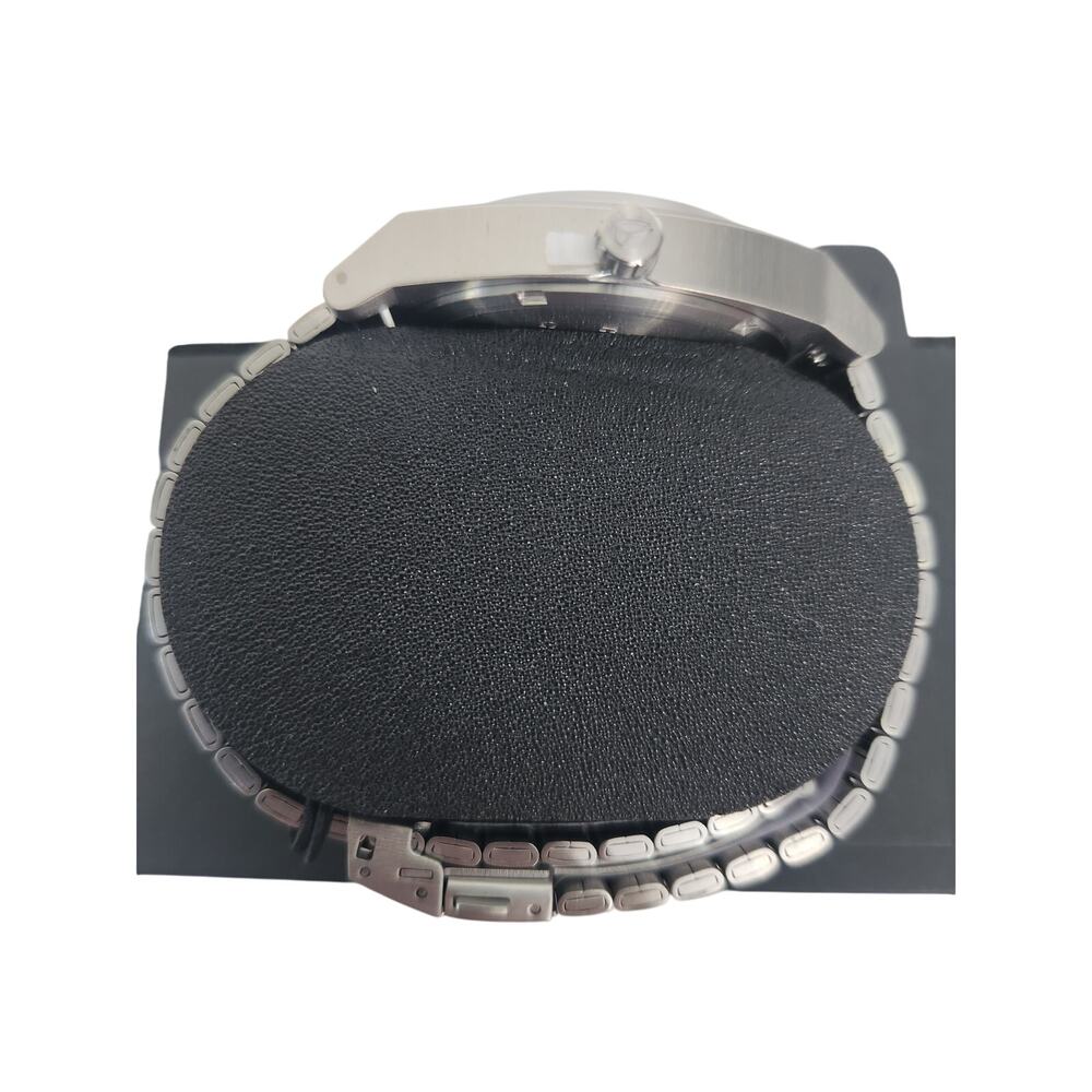 Nixon Men's Black and Green Solar Watch - Picture 5 of 9
